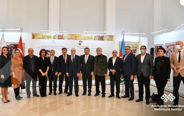 Anar Kərimov İstanbulda azərbaycanlı incəsənət xadimləri ilə görüşüb