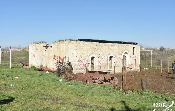 Xarici diplomatlar Qubadlıda düşmənin törətdiyi ekoloji terroru öz gözləri ilə gördülər - FOTO - YENİLƏNİB