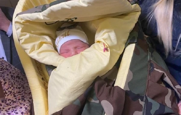 Daha bir şəhidin adı yeni doğulan övladına verildi - FOTO