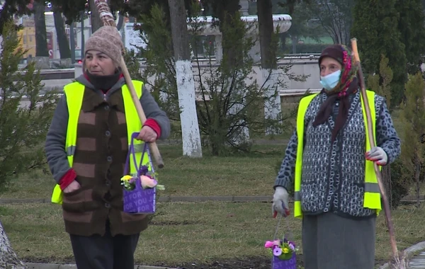 Kommunal xidmət sahəsində çalışan xanımlara 8 Mart sürprizi - FOTO