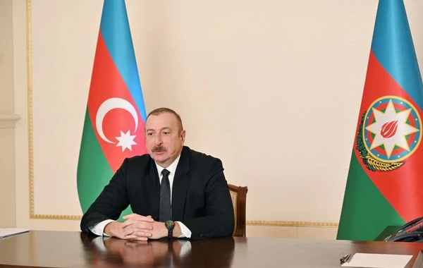 Президент Ильхам Алиев принял министра иностранных дел и торговли Венгрии - ВИДЕО