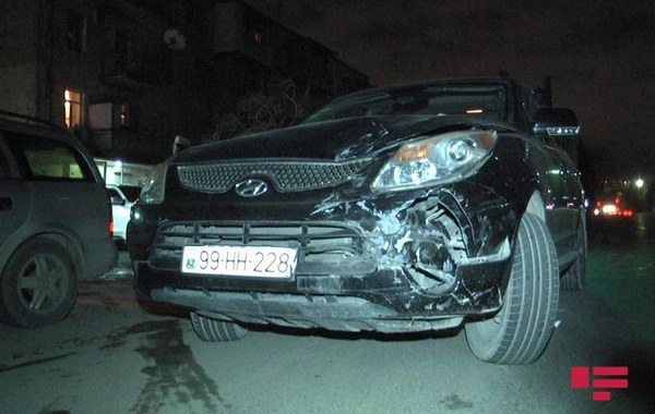 Bakıda xanım sürücü zəncirvari qəza törətdi - VİDEO