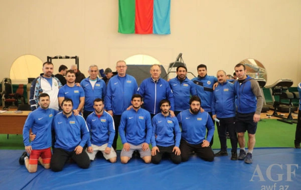 Həsən Əliyev karyerasını erkən bitirdi - FOTO