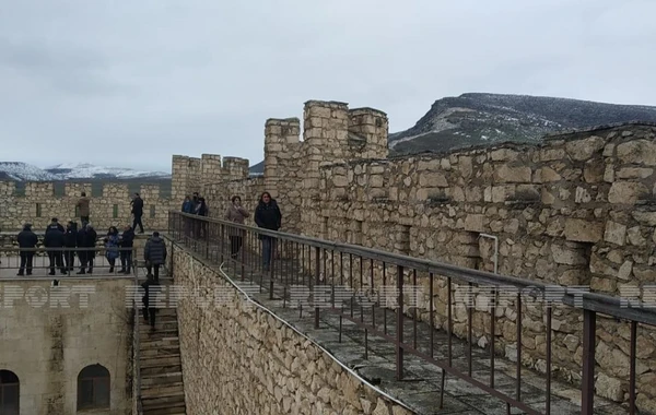 Media və QHT rəhbərləri Ağdamda Şahbulaq qalasında olublar - FOTO