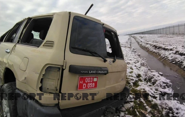 Cəlilabadda xarici ölkə səfirliyinin avtomobili qəzaya uğradı, xəsarət alan var - FOTO