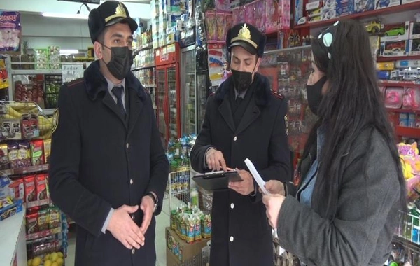 Polis reyd keçirdi, maska taxmayanlar cərimələndi - FOTO