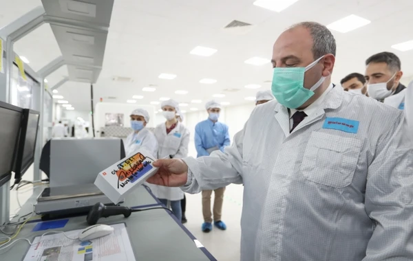 “Xiaomi” Türkiyədə zavod açıb
