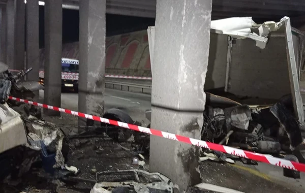 Bakı-Qazax yolunda ağır qəza - İki nəfərin vəziyyəti ağırdır