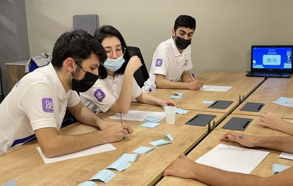 Azərbaycan könüllüləri arasında onlayn intellektual turnir keçirilib - FOTO
