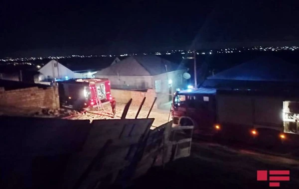 Abşeronda keçmiş məhkum yaşadığı evi yandıraraq həyat yoldaşına xəsarət yetirib - FOTO