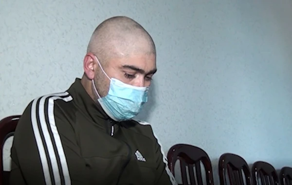 Sinif yoldaşı ilə birləşib bibisinin evindən oğurluq etdi - FOTO