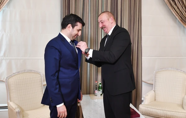 Президент Ильхам Алиев принял Сельчука Байрактара - ВИДЕО