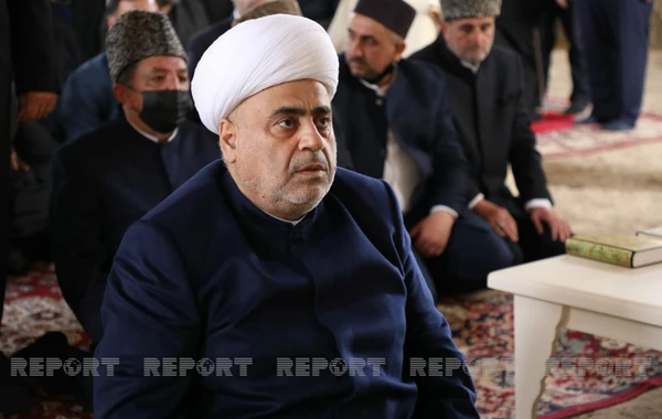 Ağdam Cümə məscidində Allahşükür Paşazadənin imamətliyi ilə namaz qılınıb - FOTO
