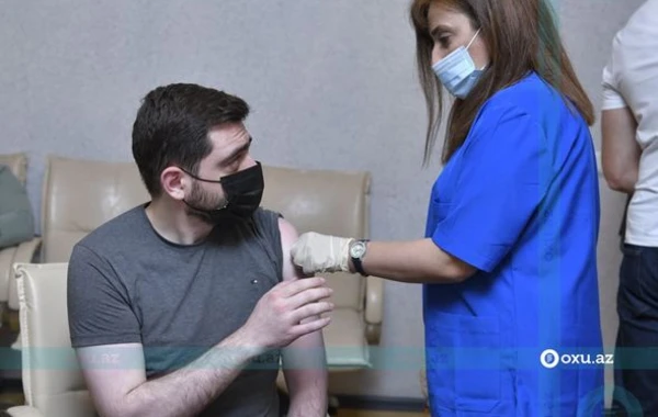 Dördüncü hakimiyyət nümayəndələri vaksinasiya olundu - VİDEO