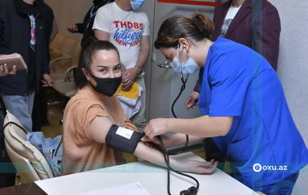 Dördüncü hakimiyyət nümayəndələri vaksinasiya olundu - VİDEO