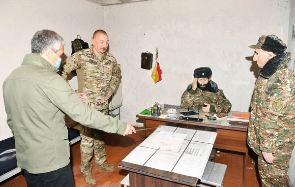 Ильхам Алиев на открытии Парка военных трофеев в Баку - ФОТО