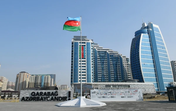 Ильхам Алиев на открытии Парка военных трофеев в Баку - ФОТО