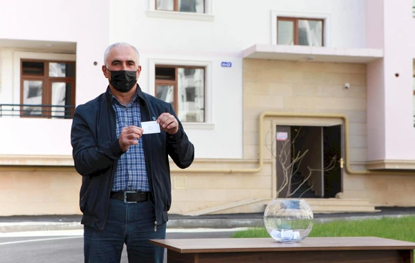 Daha 30 şəhid ailəsi və müharibə əlilinə mənzillər təqdim olundu - FOTO