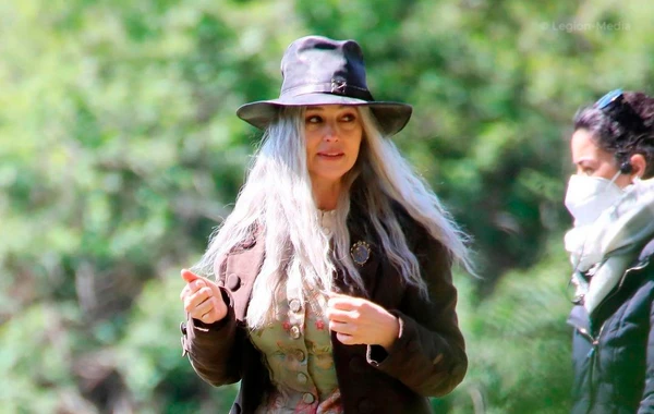 Моника Беллуччи появилась на публике в образе ведьмы - ФОТО