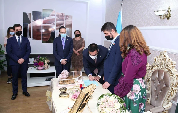 Azərbaycanlı gənc pakistanlı qızla evləndi - FOTO