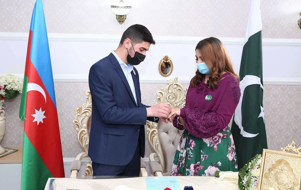Azərbaycanlı gənc pakistanlı qızla evləndi - FOTO