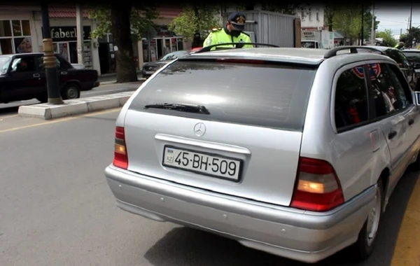 Reyd zamanı qaydaları pozan 20 sürücü cərimələndi - FOTO