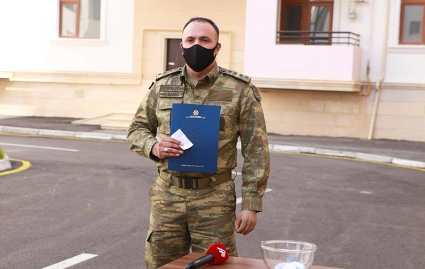Группе семей шехидов и инвалидам Карабахской войны предоставлены квартиры - ФОТО