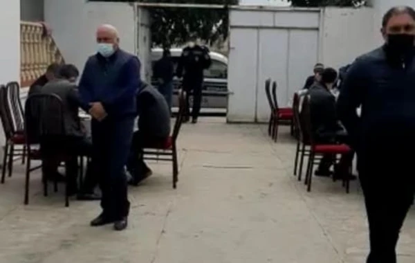 Şəmkirdə yas mərasimi keçirmək istəyən şəxslər saxlanılıb - FOTO
