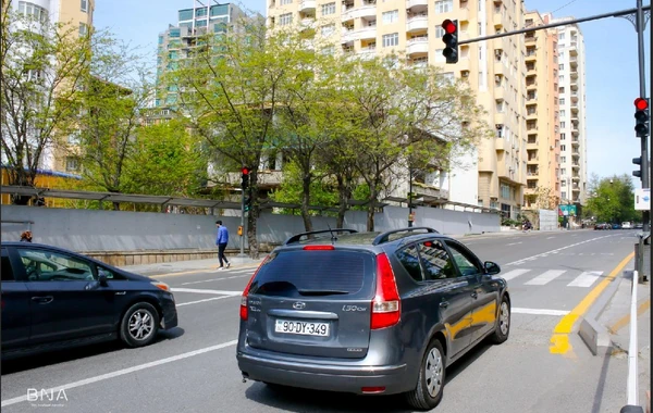 Paytaxtda yeni işıqforlar quraşdırılıb - FOTO