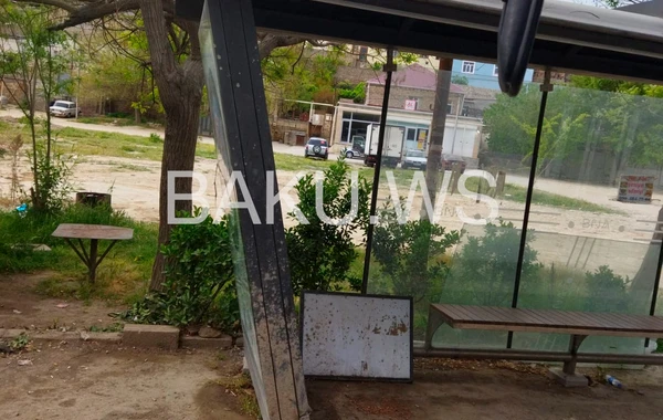 BNA-nın dayanacağında ölüm gözləyən sərnişinlər - FOTO