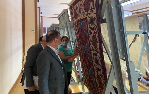 “Azərxalça” ASC-nin yeni sədri emalatxanalarla tanış olub - FOTO