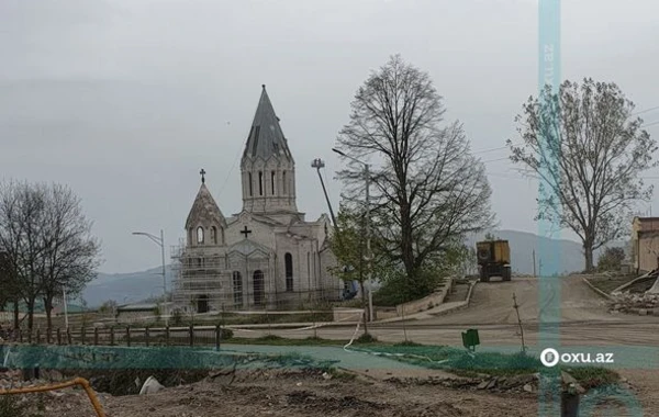 Şuşadakı tarixi abidələrin qarşısına löhvələr quraşdırılır - FOTO