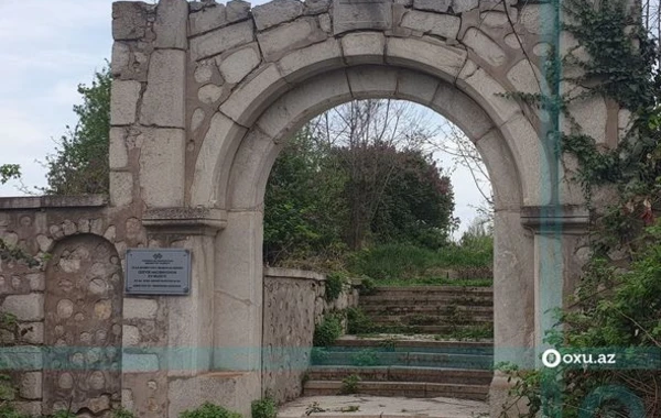 Şuşadakı tarixi abidələrin qarşısına löhvələr quraşdırılır - FOTO