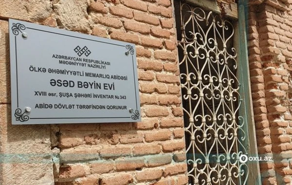 Şuşadakı tarixi abidələrin qarşısına löhvələr quraşdırılır - FOTO