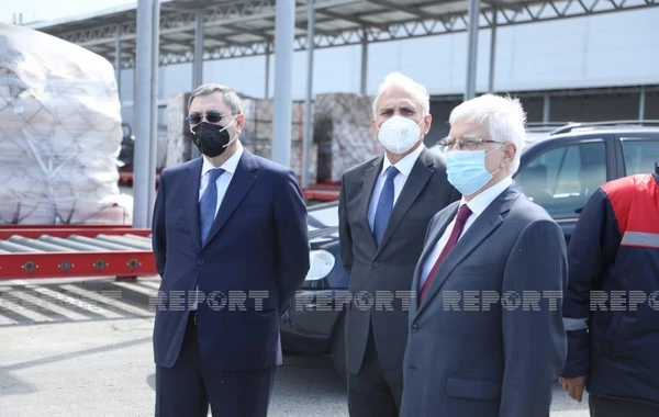 “Sputnik V” vaksininin ilk partiyası Azərbaycana gətirilib - FOTO