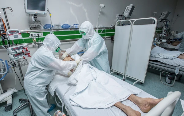 Azərbaycanda daha bir həkim koronavirusdan öldü - FOTO