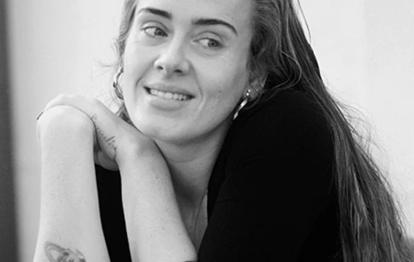 Адель опубликовала новые снимки в честь своего 33-летия - ФОТО