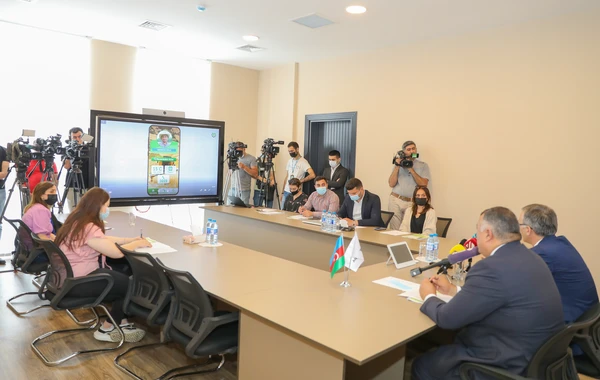 Kənd təsərrüfatında ilk dəfə istifadə olunacaq mobil tətbiqin təqdimatı olub - FOTO