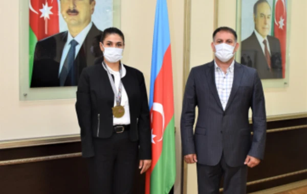 Сотрудница МЧС Азербайджана завоевала путевку на Олимпиаду - ФОТО