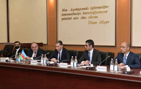Azərbaycan Britaniya ilə nəqliyyat sahəsindəki perspektivləri müzakirə etdi - FOTO