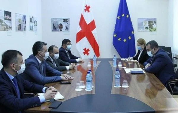 Принадлежащий азербайджанцам магазин вновь возобновил работу в Дманиси