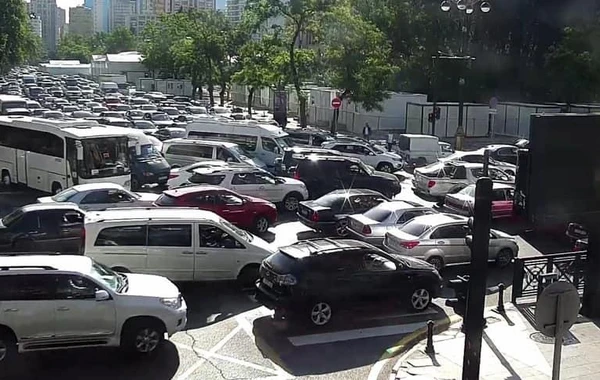 Bakıda yaranmış tıxacın səbəbi açıqlanıb - FOTO