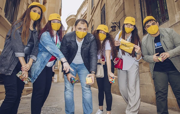 Yelo Bank “Walk and Talk” mentorluq layihəsini həyata keçirdi    