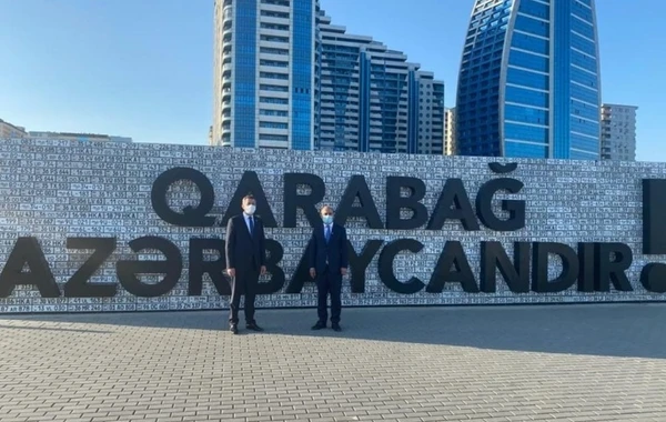 Türkiyə və Azərbaycan nazirləri Hərbi Qənimətlər Parkında - FOTO