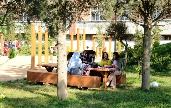 Bakıda yeni meşə-parkda insanlar belə dincəlir - REPORTAJ - VİDEO