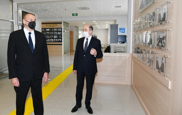 İlham Əliyev Suraxanı rayon Məhkəməsinin yeni binasının açılışında iştirak edib - FOTO - YENİLƏNİB