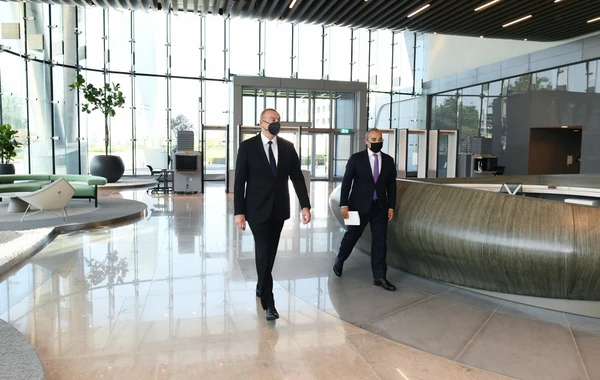 İlham Əliyev İqtisadiyyat Nazirliyinin yeni binasının açılışında iştirak edib - FOTO - YENİLƏNİB