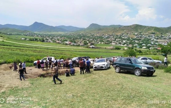 Gürcüstandakı soydaşlarımızın radiasiya təşvişi: Faxralı sakinləri etiraz edir - FOTO