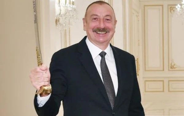 Prezident İlham Əliyev Türkiyənin nəqliyyat və infrastruktur nazirini qəbul edib
