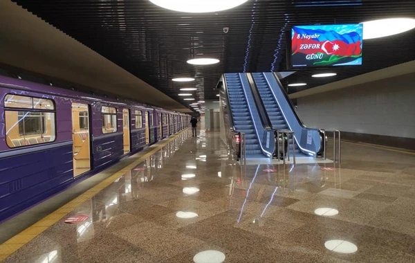 Metro 7 ay sonra fəaliyyətini bərpa etdi - FOTO